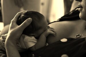 bébé allaité